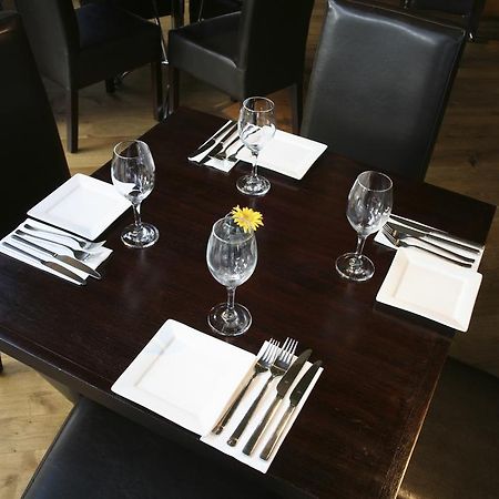 The Rester Hotel Kuwait City Bagian luar foto