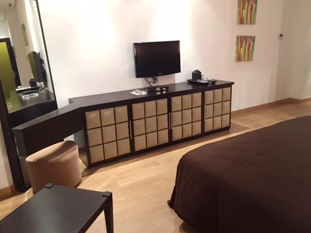 The Rester Hotel Kuwait City Ruang foto